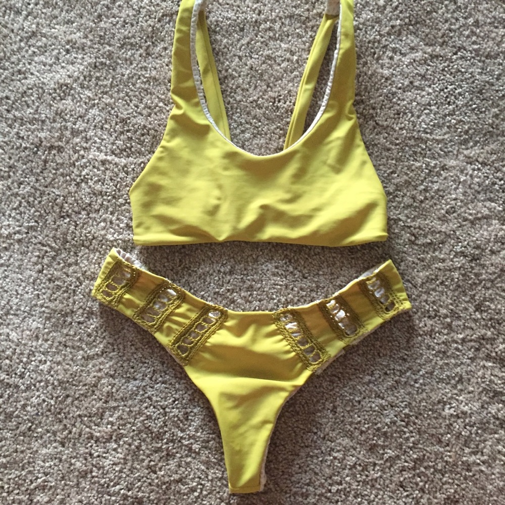 Pineapple small acacia set